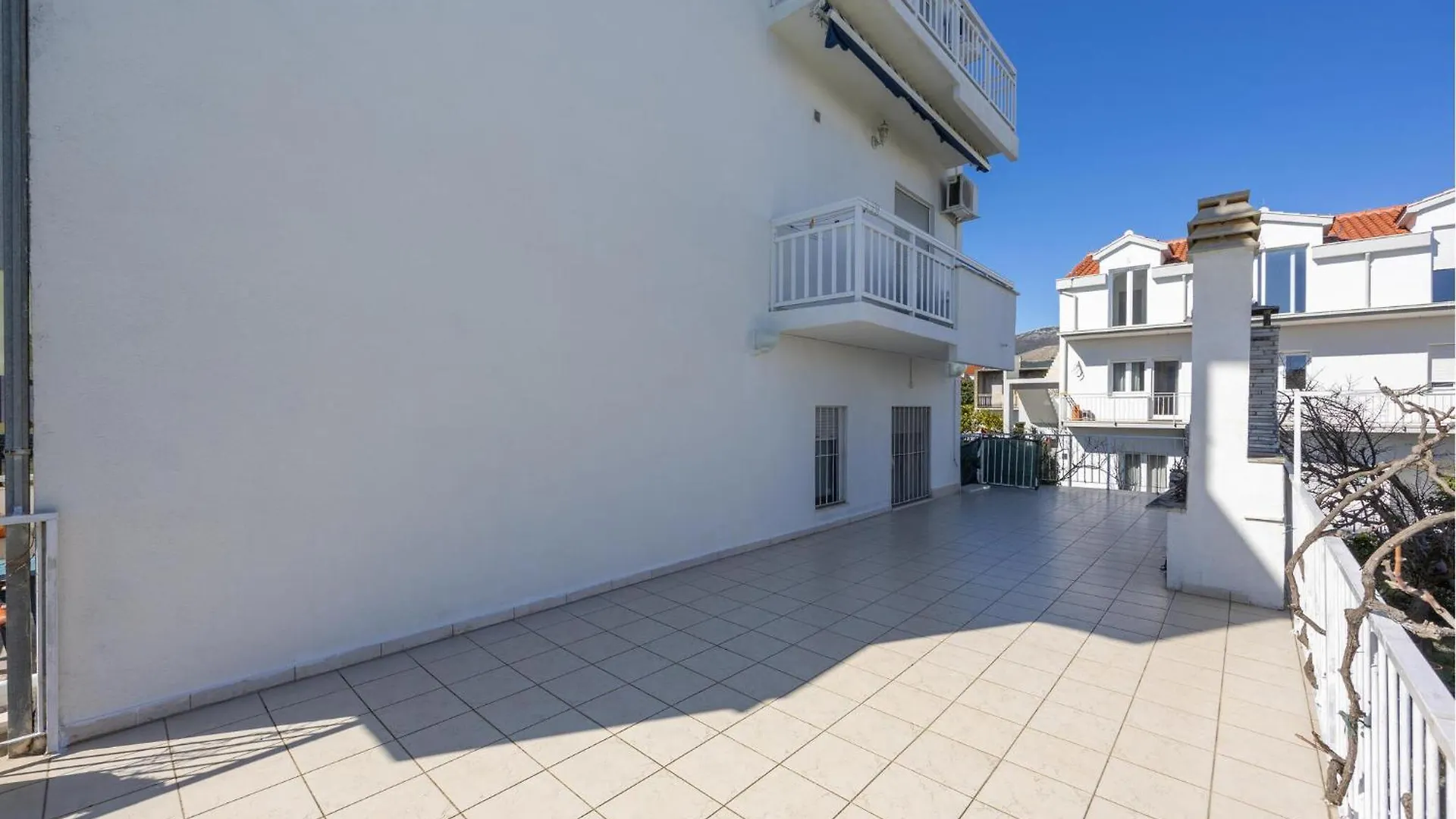 Gorgeous Apartment In Kastel Stafilic Kastela