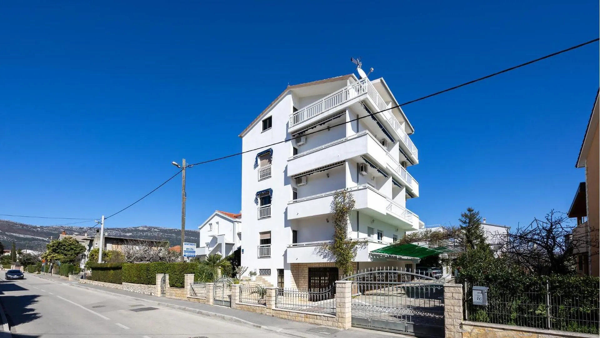 Gorgeous Apartment In Kastel Stafilic Kastela Croatia